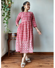 Load image into Gallery viewer, IT-X23424 Block print Kurthi