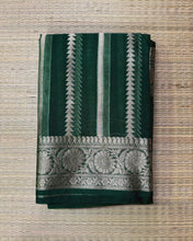 Load image into Gallery viewer, DP-W16305 Green Kora sari